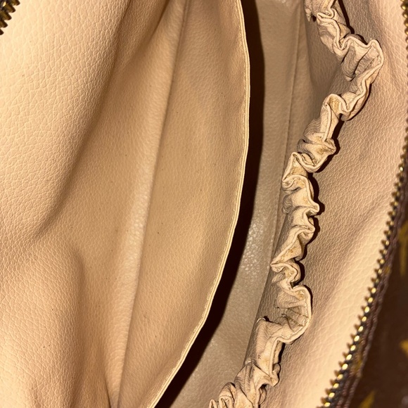 Authentic Louis Vuitton Monogram Trousse 28 (Large Vanity Bag) - Picture 8 of 10